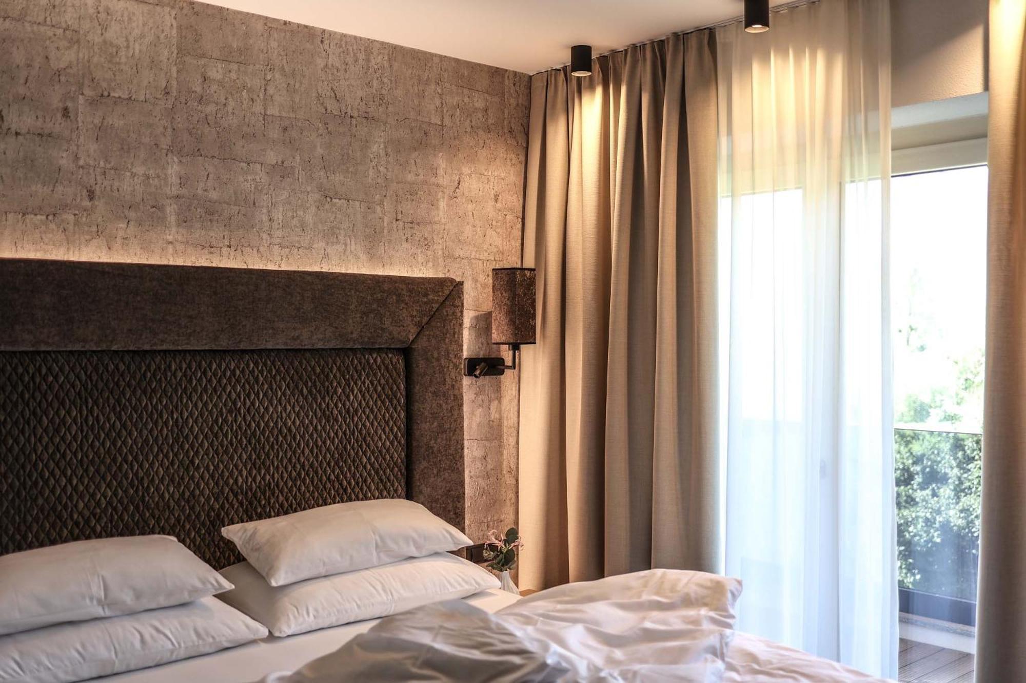Metzgerwirt Hotel Hippach Bagian luar foto