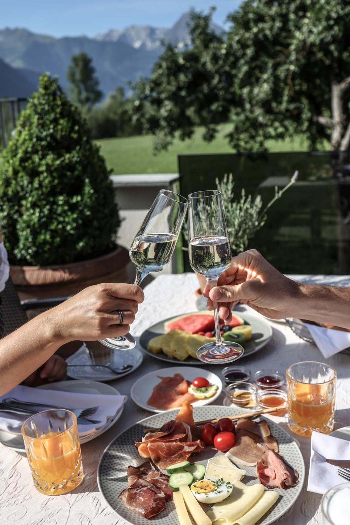 Metzgerwirt Hotel Hippach Bagian luar foto